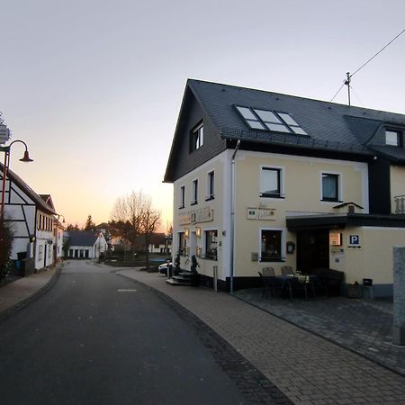 Hotel & Restaurant Hullen Barweiler Exterior photo